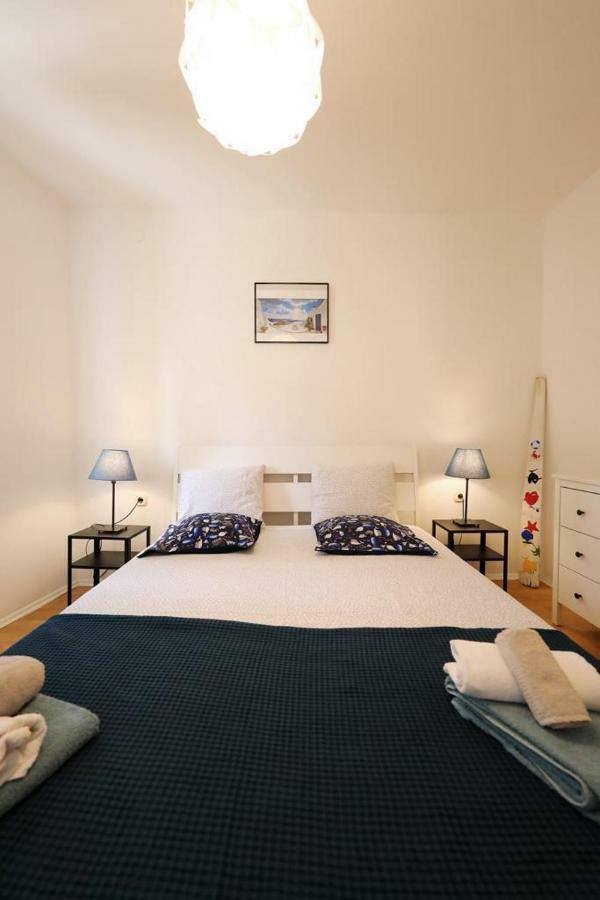 Apartman Bluemarin Leilighet Pakoštane Eksteriør bilde