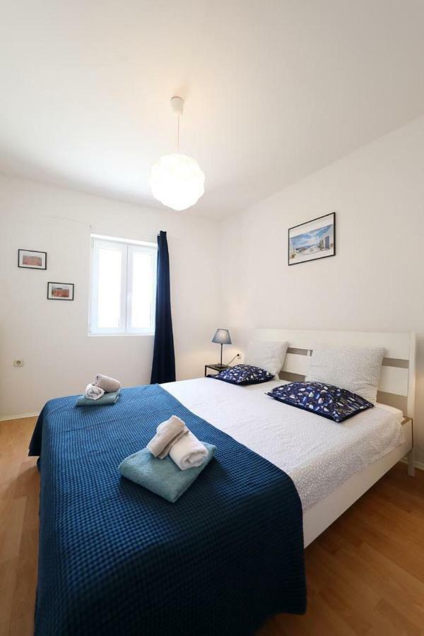 Apartman Bluemarin Leilighet Pakoštane Eksteriør bilde